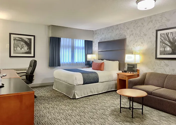 Abbotsford Hotels