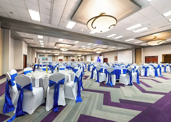 Holiday Inn Hotel And Suites Beaumont-Plaza I-10 & Walden By Ihg