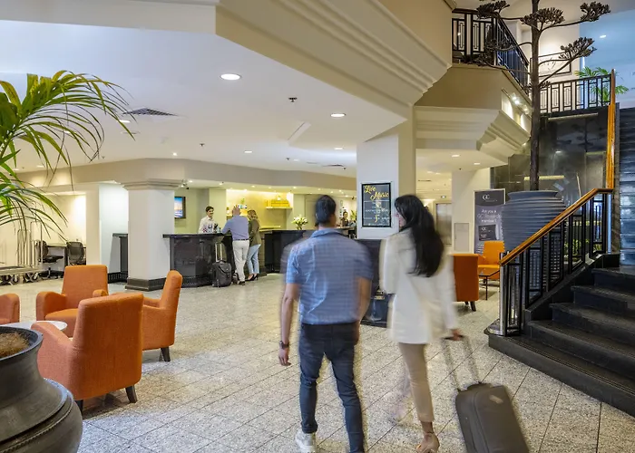 Adelaide Hotels