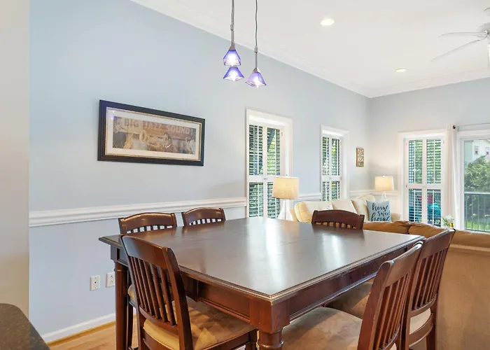 81 Waters Edge - Townhome - Pool
