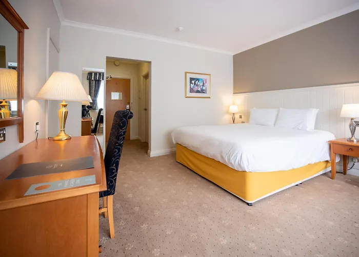 Tiverton (Devon) Hotels
