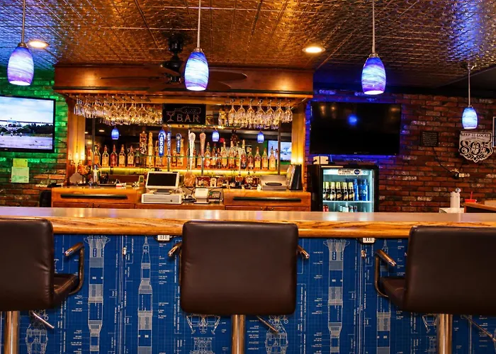 Lompoc Hotels