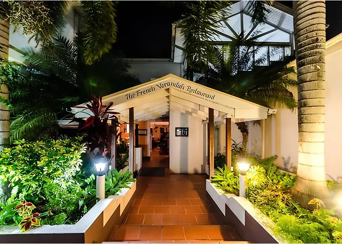 Palm Island Hotels