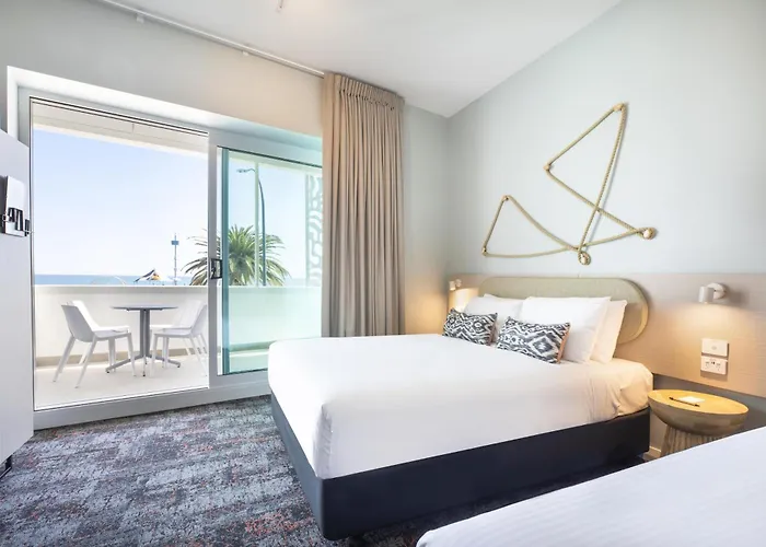 Morphett Vale Hotels