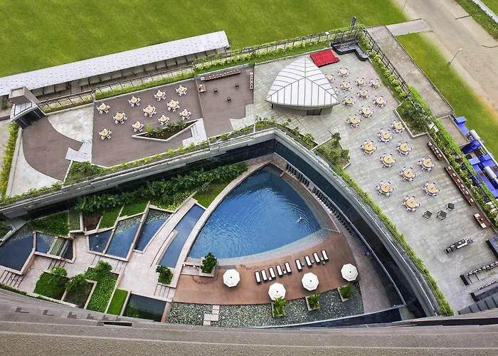 Novotel Kolkata Hotel And Residences