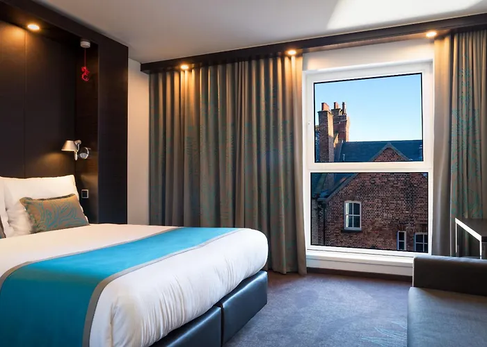 Newton by the Sea Hotels