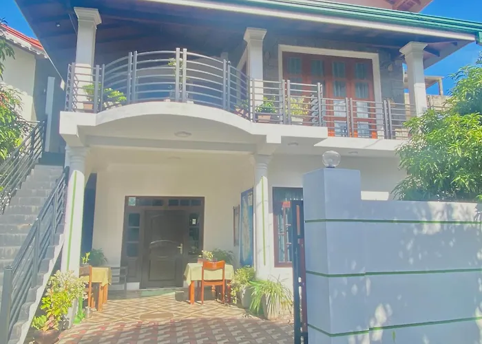 Negombo Beach hotels