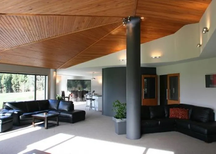 Hokonui Bed And Breakfast