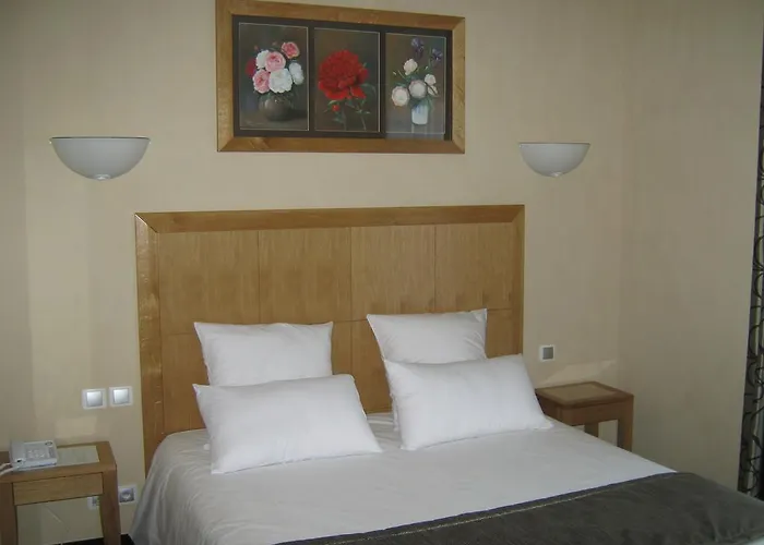 Hotels in Lapalisse
