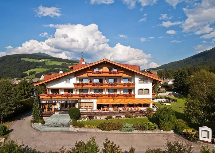 Hotels in Olang