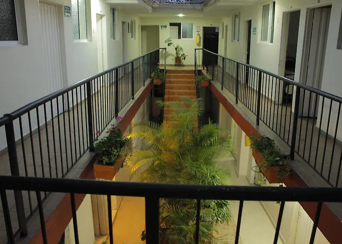 Hotel Pacifico Cerca Al Aeropuerto