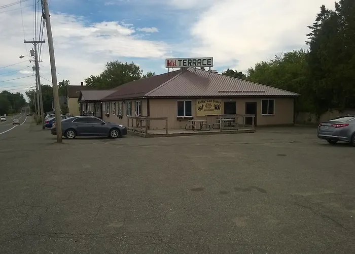 Millinocket Hotels