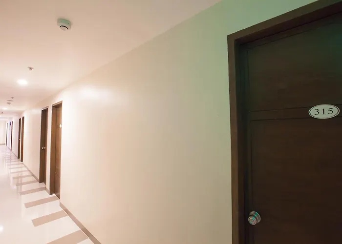 Emerald Suites Cdo