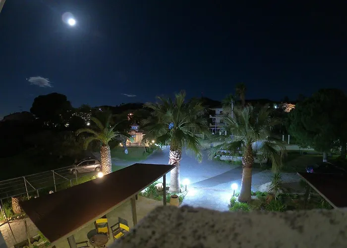 Kopsis Beach Hotel