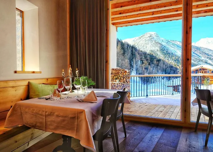 Hotels in S-Charl