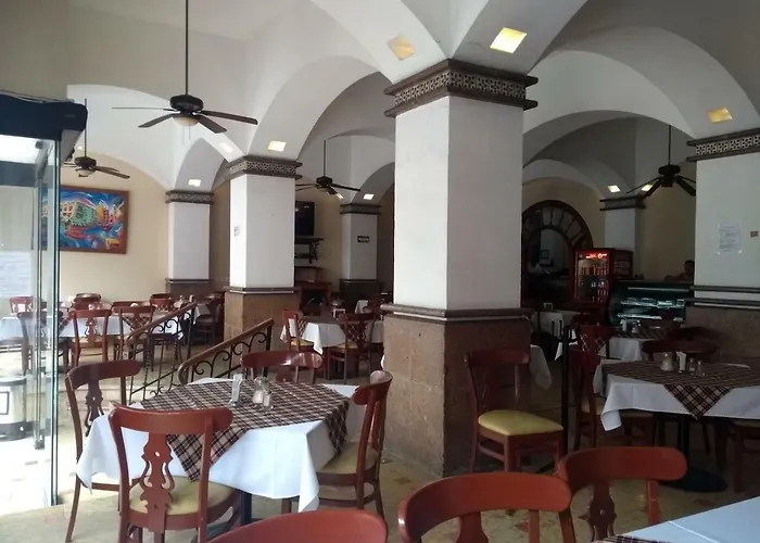 Hotel Virreynal