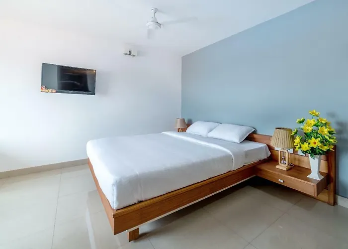 Tellicherry Hotels
