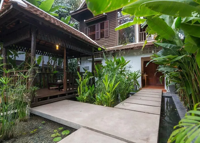 Wat Po House By Angkor Stays