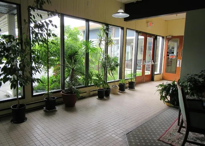 Providence Place Inn