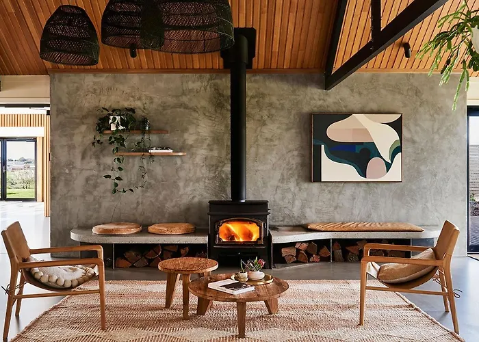 Point Lonsdale Hotels