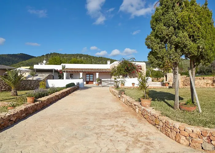 Villa's met privézwembad in Ibiza-stad
